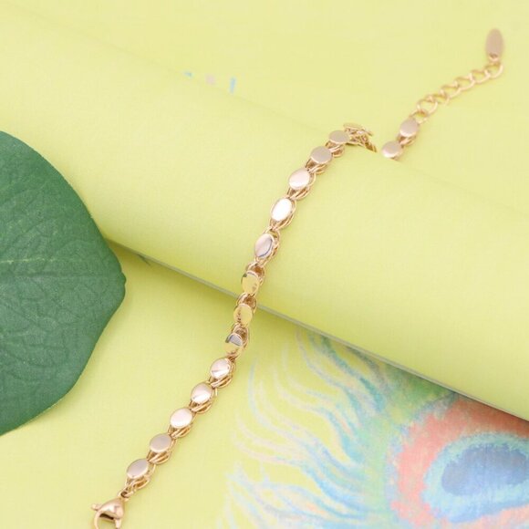 "Elegant Rose Gold Bracelet with Textured Round Charm Links, XPBL1102 - Picture 5 of 12